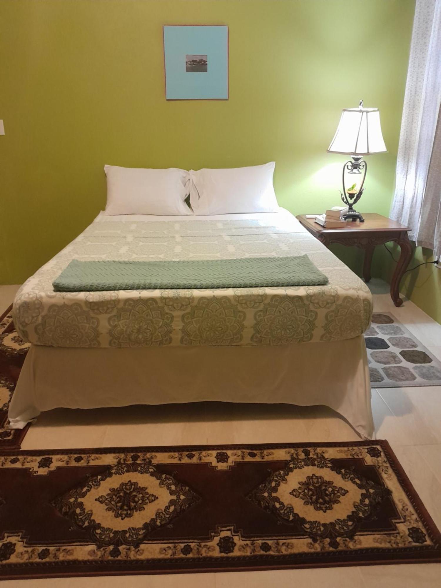 Abigail'S Spectacular 2 Bedrooms-Entire Apartment Wesley Will Exterior photo